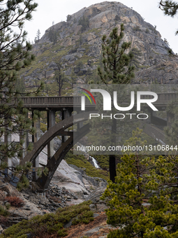 December Storm Brings Fog And Rain, Yet Little Snow To Donner Pass Near Truckee, Calif