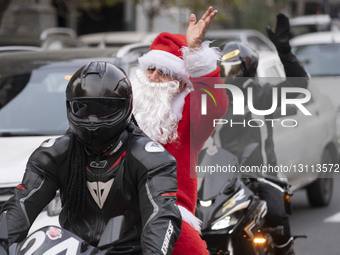 Santa Claus And People In Tehran