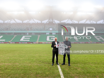Marek Papszun is presented as the new head coach of Legia Warsaw