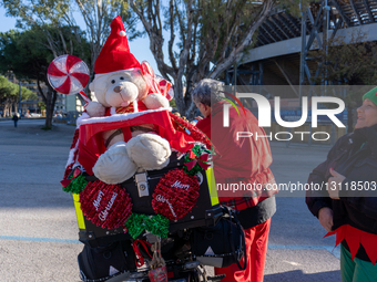 Santa Claus Gathering In Naples