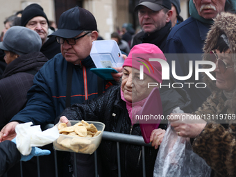 Christmas Eve Food For Homeless In Krakow