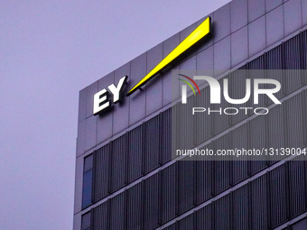 EY Offices In The Canary Wharf Financial District Of London