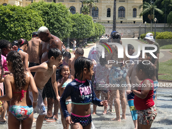 Brazil Gripped By Scorching Heatwave