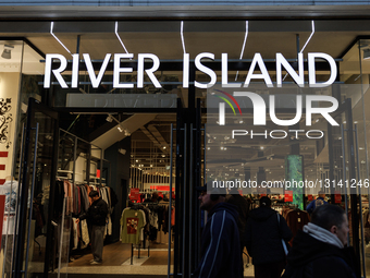 UK Shopping And Retail