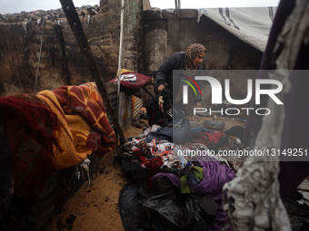 Fire Kills Woman And Child In Gaza Displacement Camp Amid Ceasefire