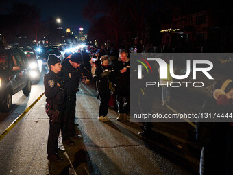 Crowds Gather In South Minneapolis For Renee Good Memorial