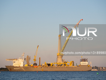 Bokalift 2 Crane Vessel To Build Offshore Wind Farm