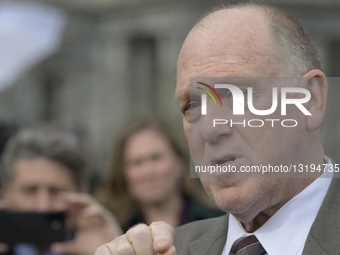 DC: Czar Tom Homan hold a ICE Officer shooting in Minnesota gaggling