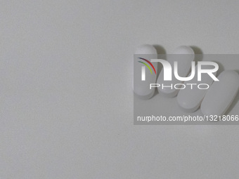 Magnesium Supplements And Healthy Diet Concept