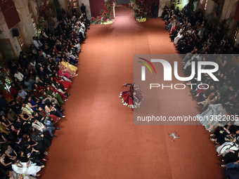 Pakistan LFW Hussain Rehar