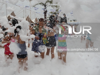 Bubble Carnival At A Water Park In Yantai, China