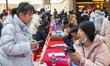 Job seekers are consulting at a large-scale job fair in Taizhou, East China's Jiangsu Prov...