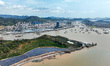 A tidal flat photovoltaic power station is being shown at a ship repair company in Zhousha...