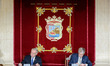 Spanish Minister of Foreign Affairs Alfonso Maria Dastis (R) signs with French Foreign Min...