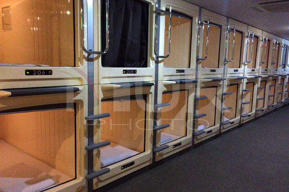 A low priced Capsule Hotel