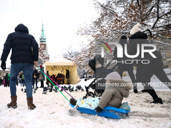 Podgorski Square covered with snow in Krakow, Poland on December 3rd, 2023. Intense snowfall across Poland has caused major disruptions in t...