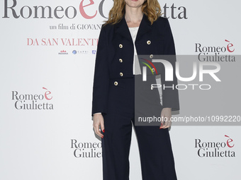 Viviana Colais is attending the photocall for the movie ''Giulietta e Romeo'' at the Hotel Visconti in Rome, Italy, on February 13, 2024. (