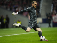 Jan Oblak goalkeeper of Atletico de Madrid and Slovenia does passed during the LaLiga EA Sports match between Atletico Madrid and FC Barcelo...