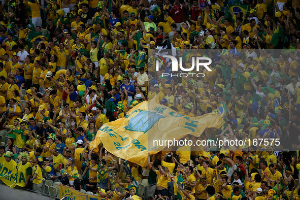 (140704) -- FORTALEZA, July 4, 2014 () -- Brazil's fans celebrate their team's victory after a quarter-finals match between Brazil and Colom...