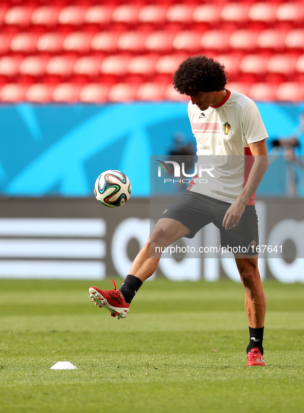 (140704) -- BRASILIA, July 4, 2014 () -- Belgium's Marouane Fellaini kicks the ball during a training session in Brasilia, Brazil, on July 4...