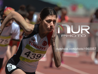 Emine Hatun Tuna of Turkey at the start in Women's 800m Qualification race 2, during day five of Baku 2017 - 4th Islamic Solidarity Games at...