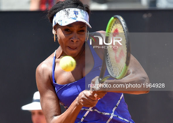 Venus Williams in action during his match against Johanna Konta - Internazionali BNL d'Italia 2017 on May 16, 2017 in Rome, Italy. 
