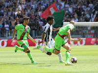 Juan Cuadrado (Juventus FC) in action during the Serie A football match between Juventus FC and FC Crotone at Juventus Stadium on may 21, 20...
