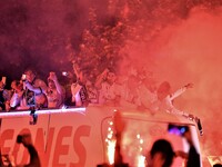 Real Madrid CF celebrates at Cibeles square after winning the La liga title on May 21, 2017 in Madrid, Spain. Real earlier beat Malaga 2-0 i...