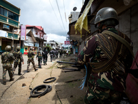  Government troops walk inside of a NO GO ZONE to search for explosives and firearms left be Islamic rebels in Marawi City in Southern Phili...