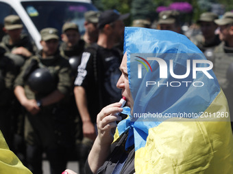 Depositors of failed Ukrainian Mykhaylivsky Bank demand to get back their deposits, during their rally in Kiev, Ukraine, 09 June, 2017. Depo...