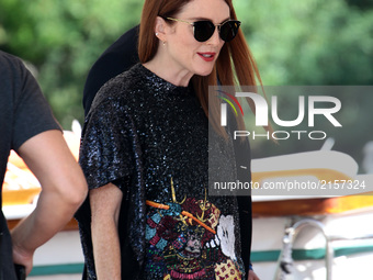  Julianne Moore arrive at the Hotel Excelsior during the 74th Venice Film Festival on September 2, 2017 in Venice, Italy.  (