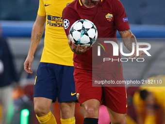 Radja Nainggolan of Roma reclaiming with the referee during the UEFA Champions League Group C football match between AS Roma and Atletico Ma...