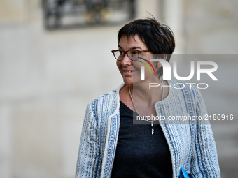 Overseas Minister Annick Girardin leaves the Elysee presidential Palace after a cabinet meeting on September 14, 2017 in Paris. (