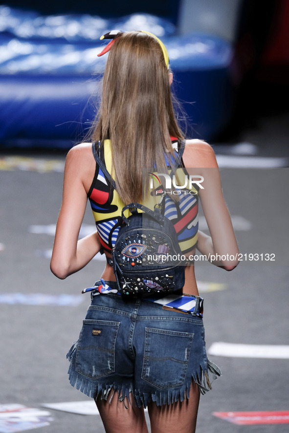  A model walks the runway at the Maya Hansen show during the Mercedes-Benz Fashion Week Madrid Spring/Summer 2018 at Ifema on September 17,...