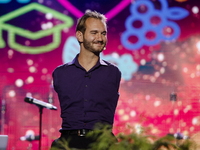 Australian Christian evangelist and motivational speaker Nick Vujicic  who was born without limbs performs op-air in Kyiv, Ukraine in front...