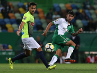 Sportings forward Bryan Ruiz from Costa Rica (R) and Maritimo's midfielder Filipe Oliveira from Portugal (L) during the Portuguese Cup 2017/...