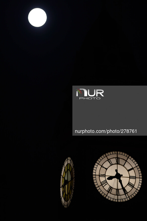 A full moon seen on the 7th of October 2014, in Rathmines, Dublin, Ireland. Photo: Artur Widak/NurPhoto 