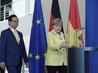 Nguyen Tan Dung, Prime Minister of Vietnam, and the German Chancellor Angela Merkel (CDU), give a joint press conference after meeting at th...