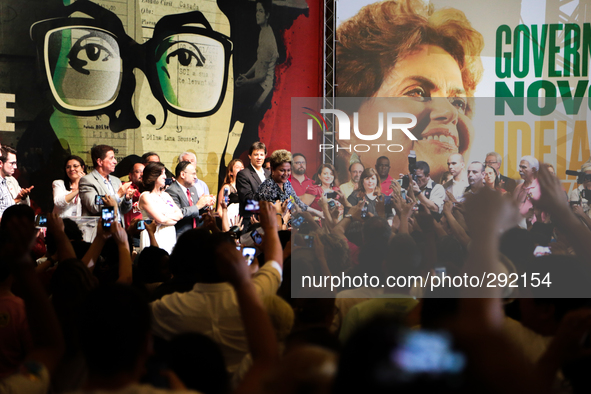 Brazil's President Dilma Rousseff, presidential candidate for re-election from the Workers Party (PT), meets with teachers and social moveme...