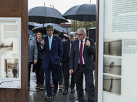 US secretary of state John F. Kerry visits the Berliner Wall memorial with German foreign minister Steinmeier on October 22nd, 2014 in Berli...