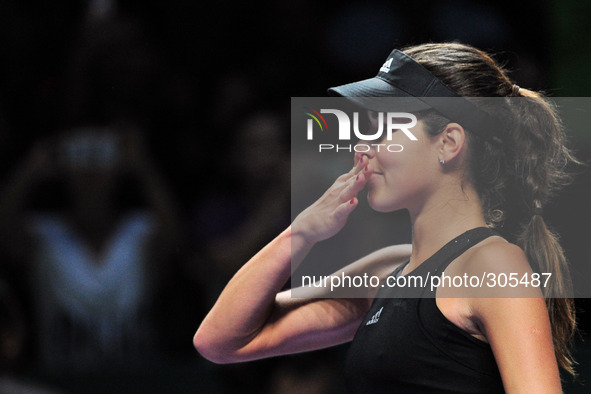 (141024) -- SINGAPORE, Oct. 24, 2014 () -- Serbia's Ana Ivanovic throws a kiss to the spectators after the round robin match of the WTA Fina...