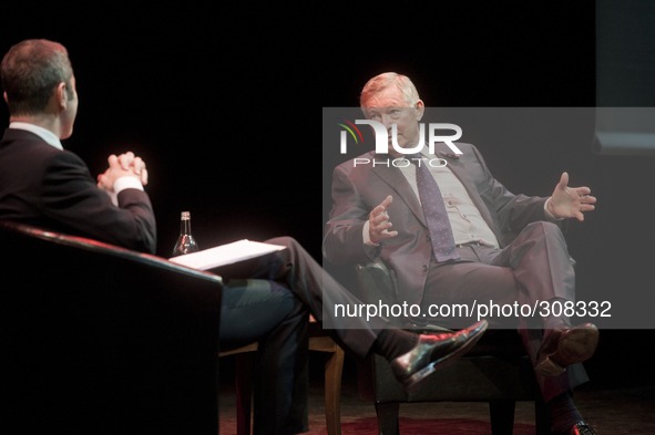 Sir Alex Ferguson Live at the Theatre Royal Drury Lane in conversation with actor and Manchester United fan James Nesbitt.
Launch of update...