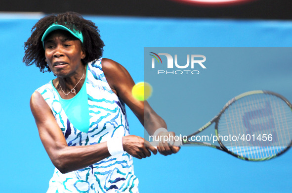 (150120) -- MELBOURNE, Jan. 20, 2015 () -- Venus Williams of the United States returns the ball during her women's singles first round match...
