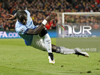 BARCELONA, SPAIN - MARCH 18: Bacary Sagna during the UEFA Champions League round of 16 match between FC Barcelona and Manchester City at Cam...