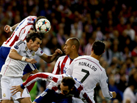SPAIN, Madrid:Atletico de Madrid's Croatian forward Mario Mandzukic and Real Madrid's Welsh forward Gareth Bale during the Champions League...