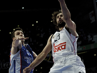 SPAIN, Madrid: Real Madrid's Spanish player Sergio Llull and Anadolu Efes´ American player MATT JANNING during the Turkish Airlines Euroleag...