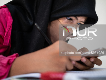 Mosque Al - Ikhlas, Bintaro provided free WiFi Internet Connection to students who want to learn online. Some Students whoe live near by the...