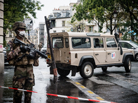 This Friday, September 25, 2020, shortly before noon, a man armed with a knife or a machete attacked people in the rue Nicolas Appart in the...