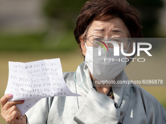 The Japanese military comfort women victim, Lee Yong-soo, holds a press conference at the Yeouido National Assembly urging the withdrawal of...