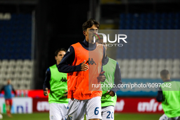 Emanuele Ndoj of Brescia calcio during pre-match training between Brescia and Lecce, Brescia, october 16 2020 